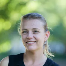 Associate Professor Merryn McKinnon