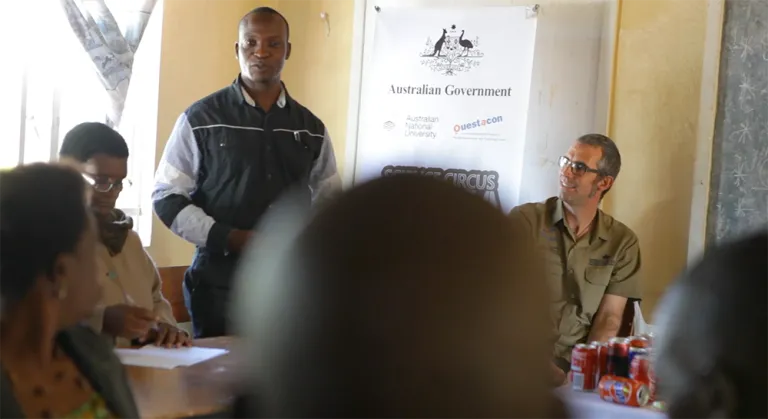 Science Circus International -  screenshot from video 4