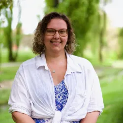 Headshot of Rachael Gross
